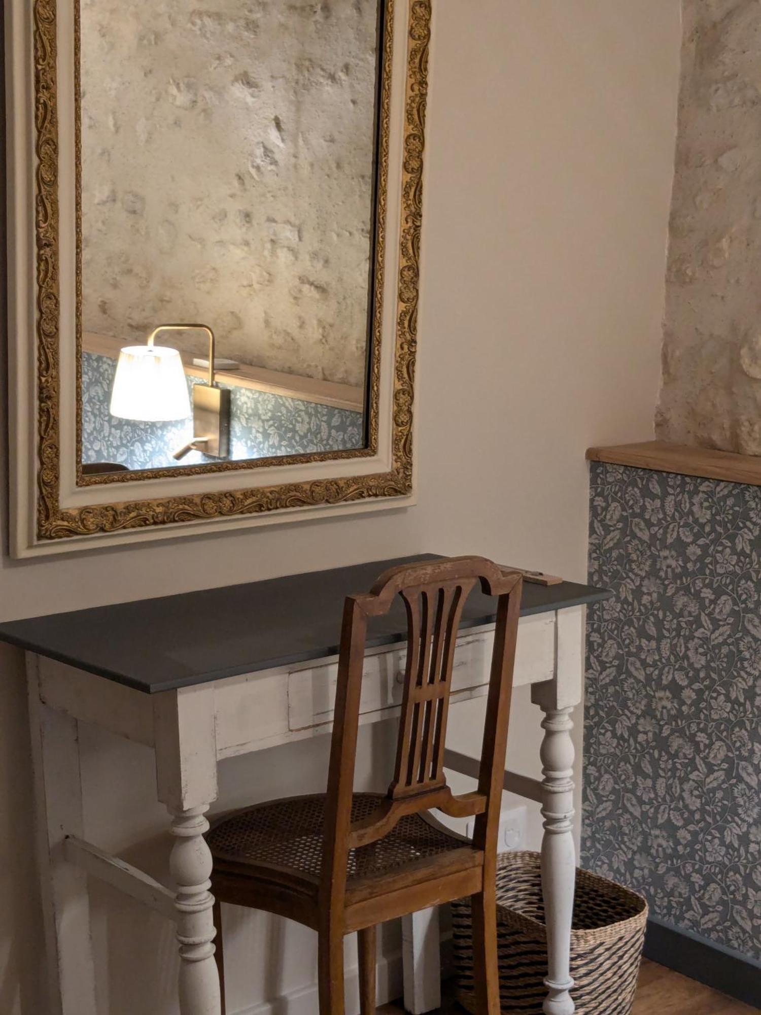 Hotel La Sourciere Beaugency Esterno foto